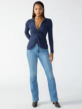 Load image into Gallery viewer, Twisted Navy Lon sleeve Top