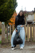 Load image into Gallery viewer, Knot Leather Shoulder Bag Leather (3 Colours)