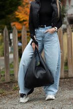 Load image into Gallery viewer, Knot Leather Shoulder Bag Leather (3 Colours)