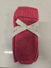 Load image into Gallery viewer, Pink Hat &amp; Mitten Set BYVARONIA