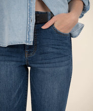 Load image into Gallery viewer, Catharine Boyfriend - Qualitive Wash