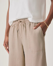 Load image into Gallery viewer, Angie Cropped Wide Leg - Fawn