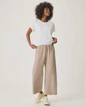 Load image into Gallery viewer, Angie Cropped Wide Leg - Fawn