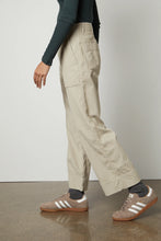 Load image into Gallery viewer, Cotton Corduroy Cropped Pant in Ash