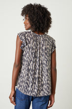 Load image into Gallery viewer, Sequin Viscose Top